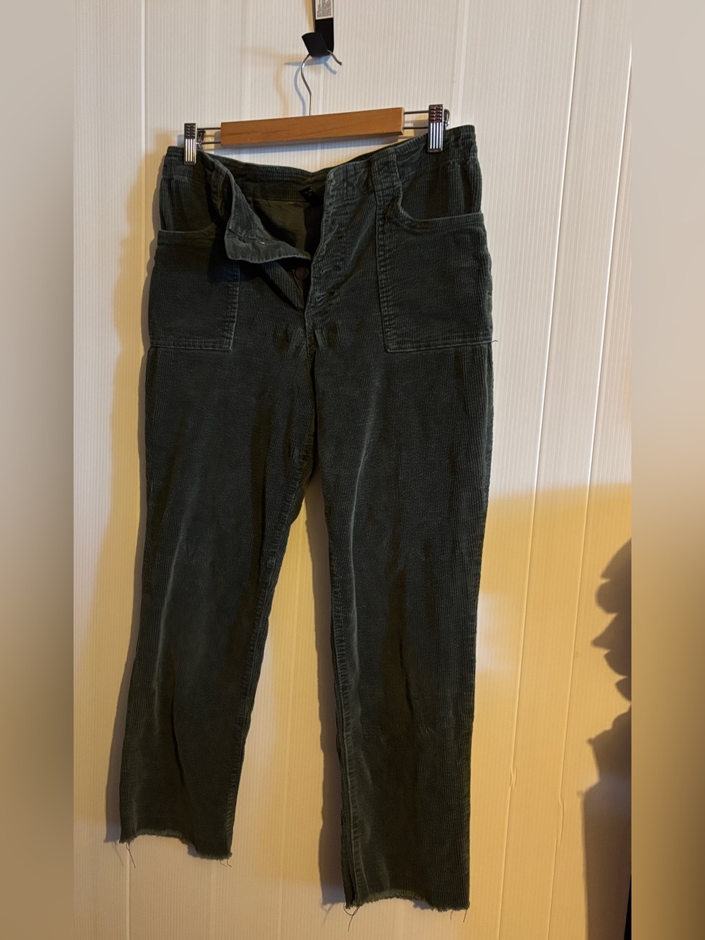 Kut from the Kloth Dark Green Corduroy Joggers size 12